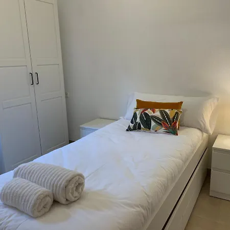 City Center 3 Bedroom Eurobell 2 Appartement