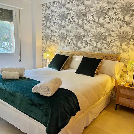 City Center 3 Bedroom Eurobell 2 Apartment Marbella