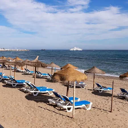 City Center 3 Bedroom Eurobell 2 Apartment *